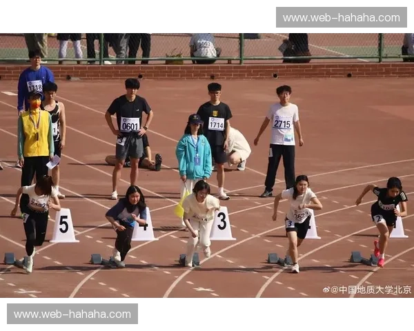 开云体育女足国家队:青春汗水点亮绿茵新纪元 开云体育女足国家队:青春汗水点亮绿茵新纪元